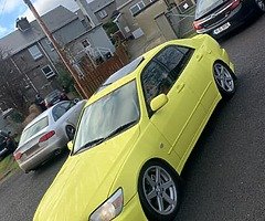 Lexus IS200