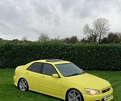 Lexus IS200 - Image 4/4