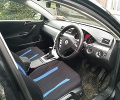 VW PASSAT 2008 NEEDS WORK ON ENGINE OR COMPLETE REPLACEMENT. - Image 4/6