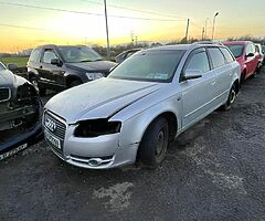Audi A4 estate 1.6 petrol ONLY PARTS - Image 3/3