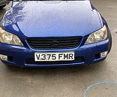 1999 Is200 se sunroof - Image 9/10