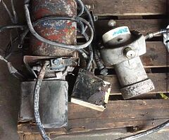 Looking for tipping gear