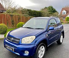 2004 Toyota RAV4 - Image 3/7