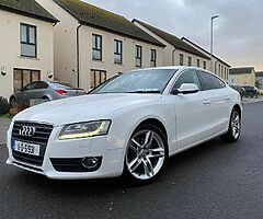 AUDI A5 SPORT BACK 2.0 DIESEL WHITE 
VERY LOW KM NEW NCT