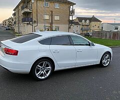 AUDI A5 SPORT BACK 2.0 DIESEL WHITE 
VERY LOW KM NEW NCT - Image 7/10