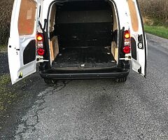 171 citreon Berlingo 1.6 Blue 3 seater