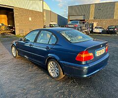 Bmw 318 i petrol 2.0 litre manual