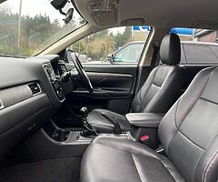 2014 Mitsubishi Outlander 2.2 DI-D GX3 4WD 148 BHP 7 SEATS - Image 7/10