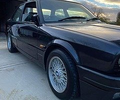 1989 BMW E30 325I SPORT
