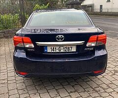 2014 Toyota avensis