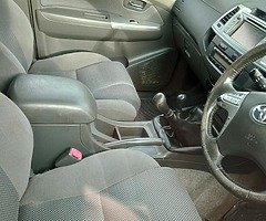 2013 Toyota Hilux 3.0 invincible - Image 5/6