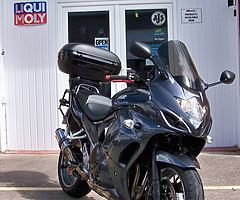 14 SUZUKI GSX1250 FA WITH GIVI BACK BOX
