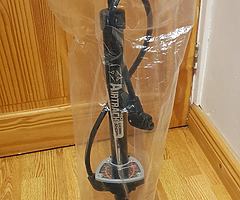 Oxford pro floor tyre pump  ***BRAND NEW***