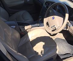 volvo v70 2.0T drives good automatic still taxed best offer takes it today just got it as a trade - Image 9/9