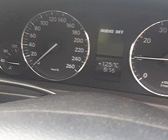 Mercedes - Image 4/6