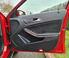 2014 Mercedes-Benz GLA 220 CDI QMG LINE 4MATIC AUTO - Image 9/10