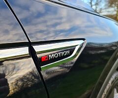 2020 Volkswagen Tiguan SE L 4Motion DSG 7 SEAT - Image 8/10