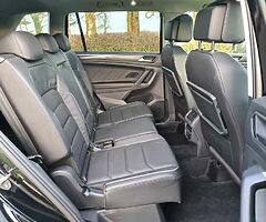 2020 Volkswagen Tiguan SE L 4Motion DSG 7 SEAT - Image 10/10