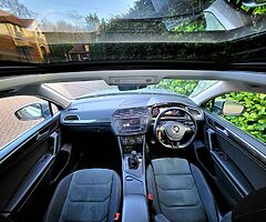 2017 Volkswagen Tiguan - Image 10/10