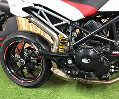 2010 Ducati Hypermotard - Image 6/10