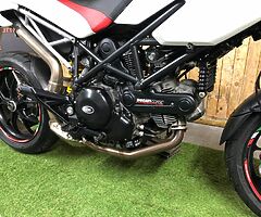 2010 Ducati Hypermotard - Image 7/10