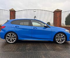 2019 BMW Series 1 - Image 9/10