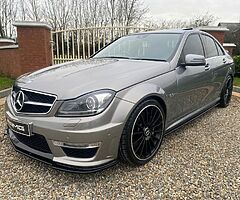 Mercedes Benz C63 AMG