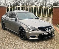 Mercedes Benz C63 AMG