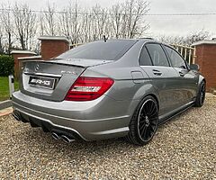 Mercedes Benz C63 AMG - Image 5/10