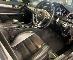 Mercedes Benz C63 AMG - Image 8/10