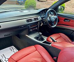 2011 BMW Series 3 - Image 9/10