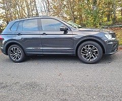 2019 VW Tiguan Highline - Image 3/10
