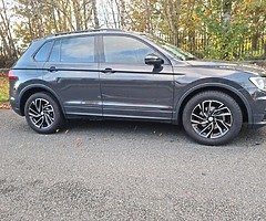2019 VW Tiguan Highline - Image 4/10