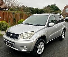 2005 Toyota RAV4 - Image 4/10
