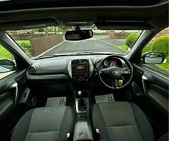 2005 Toyota RAV4 - Image 8/10