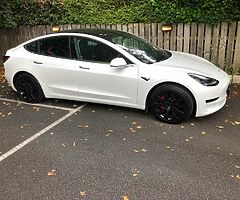 2019 Tesla Model 3 - Image 8/9