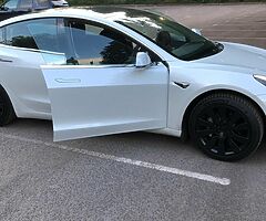 2019 Tesla Model 3 - Image 9/9