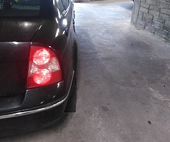 2004 Volkswagen Passat - Image 6/10
