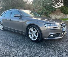 Audi A4 142 reg estate model manual transmission 2.0l diesel - Image 6/10