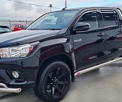 2018 TOYOTA HILUX