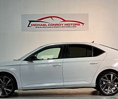 2016 SKODA SUPERB - Image 5/10
