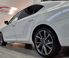 2016 SKODA SUPERB - Image 10/10