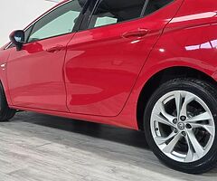 2016 VAUXHALL ASTRA - Image 10/10