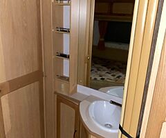 Elddis Odyssey 4/5 Berth Fixed Bed Caravan For Sale - Image 8/10