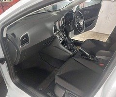 161 Seat Leon 1.6 TDI - Image 5/10