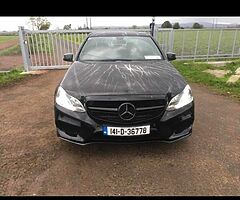 Mercedes E220 - Image 4/8