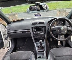 2013 Mk2 Skoda Octavia vRS Hatchback 2.0L Diesel - Image 5/10