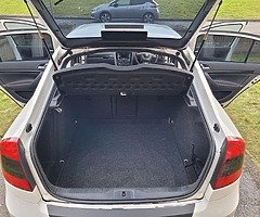 2013 Mk2 Skoda Octavia vRS Hatchback 2.0L Diesel - Image 6/10