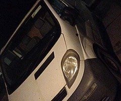 Van with doe - Image 4/4