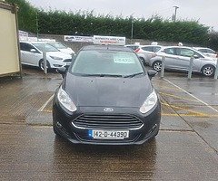 2014 Ford Fiesta 1.25 like new 2 year nct